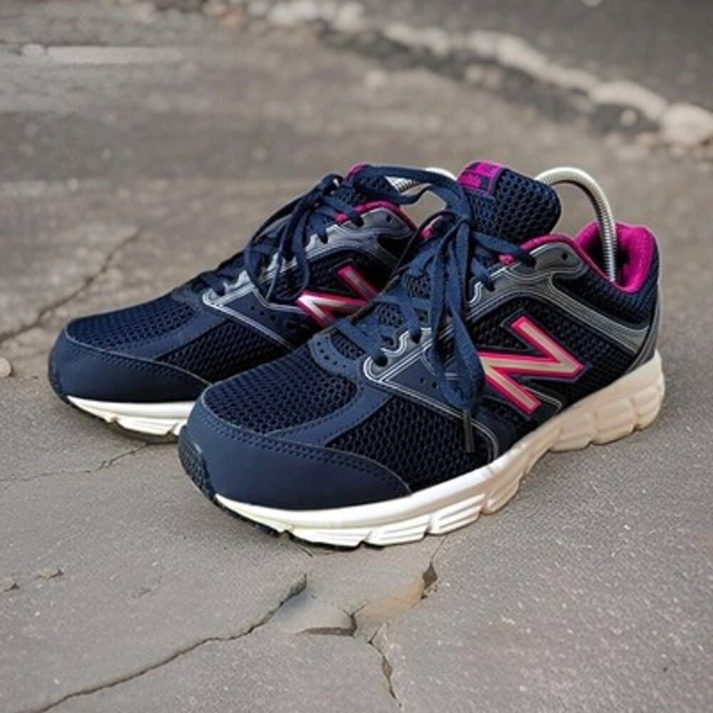 New Balance TechRide 470 v4 Women Size 9 D Wide Navy Pink Running Shoes WE470LN4